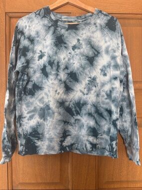 Athleta -M- Tie-Dye Crewneck Sweatshirt in Navy and White